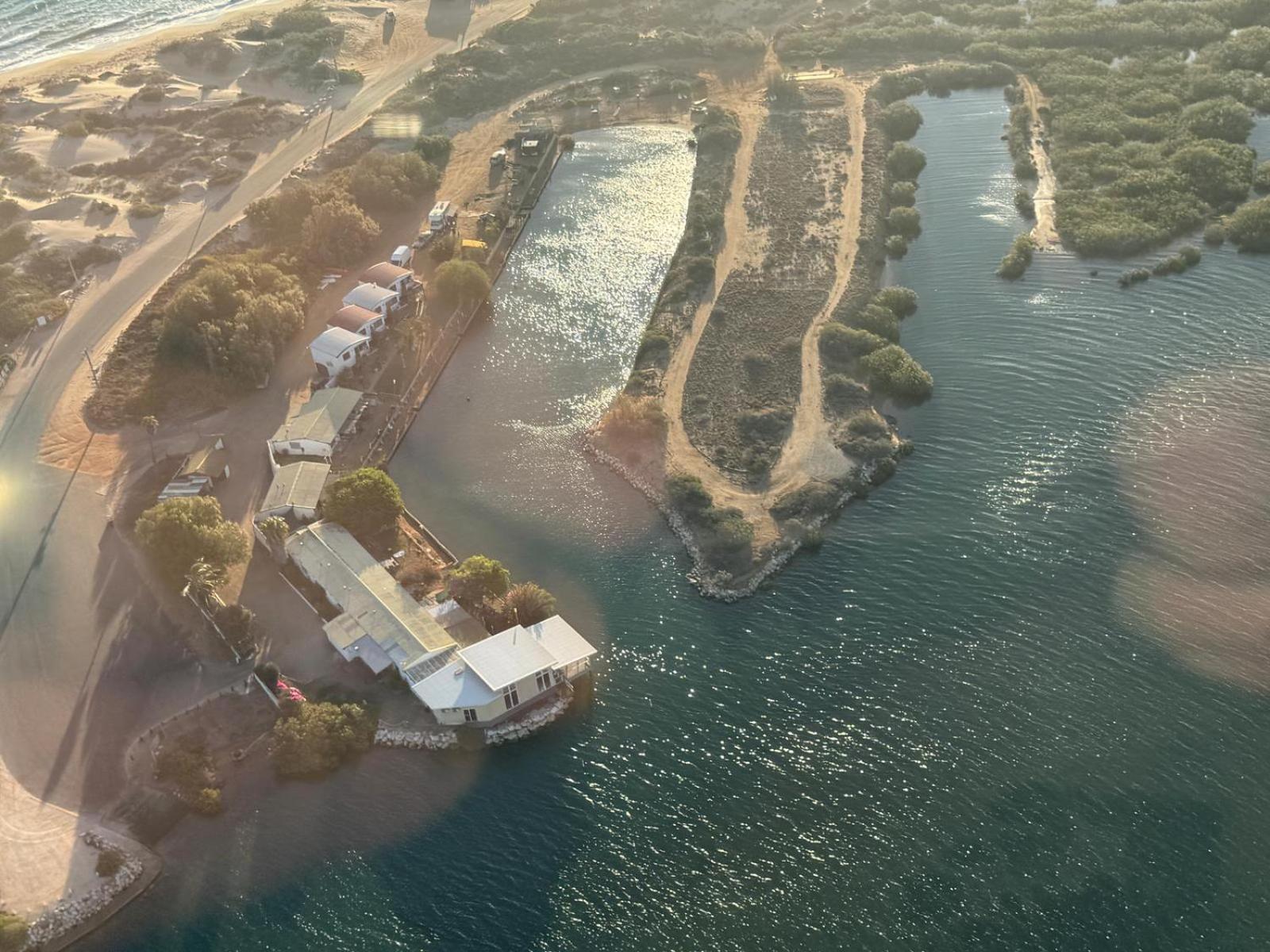 Pelican Point Waterfront Resort Formerly Carnarvon Beach Retreat Exterior photo